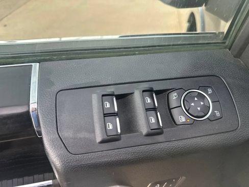 Used 2018 Ford F150 Platinum w/ Max Trailer Tow Package AWD/4WD image 10