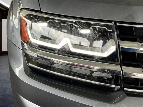 Used 2019 Volkswagen Atlas SE FWD image 28