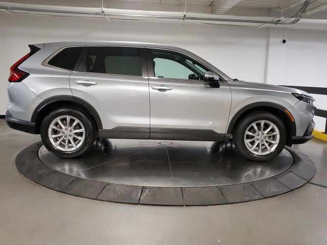 Used 2023 Honda CR-V EX image 10