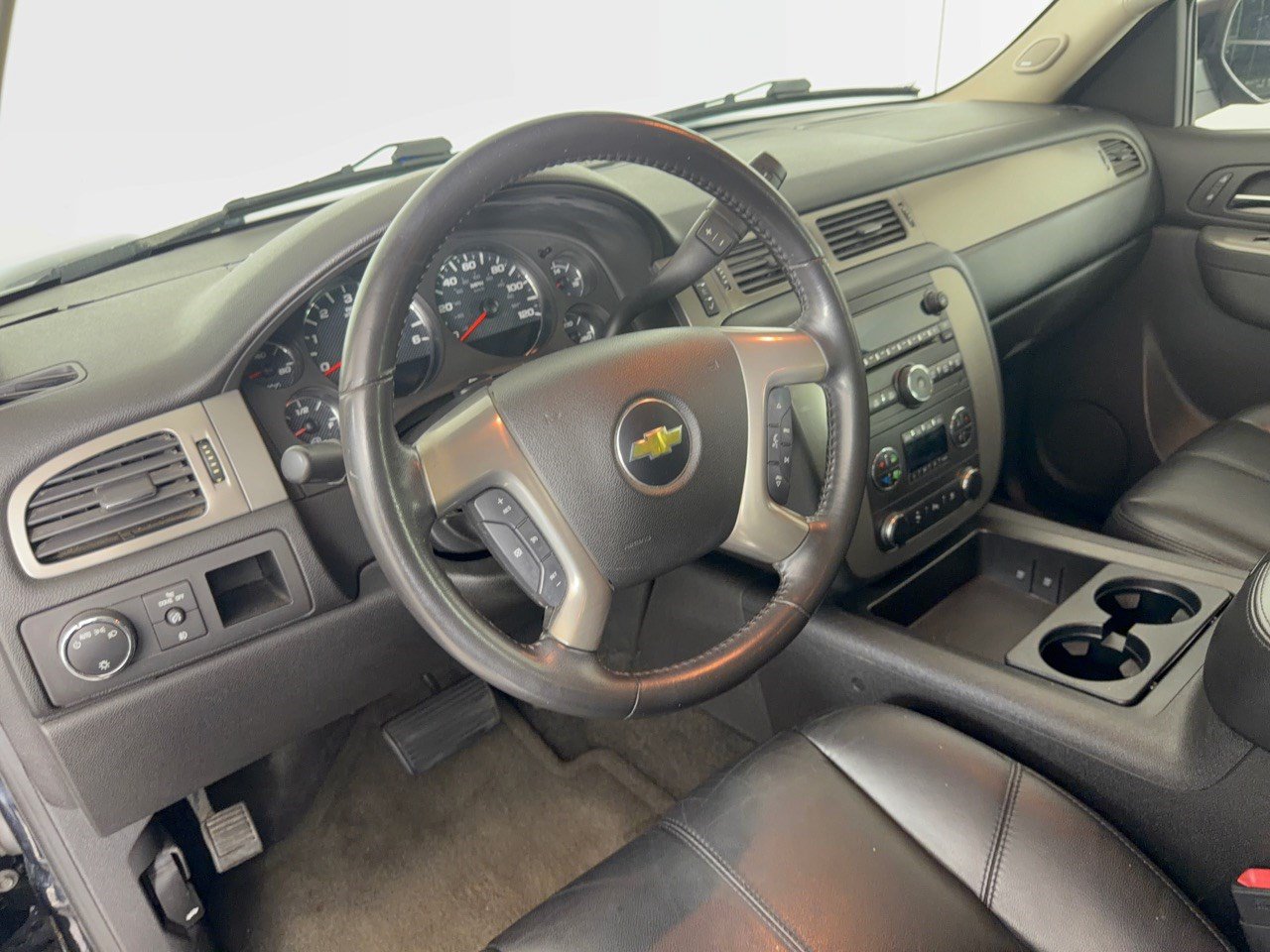 Used 2011 Chevrolet Avalanche LT w/ Luxury Package RWD image 4