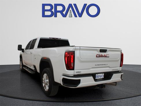 Used 2020 GMC Sierra 3500 Denali w/ Denali Ultimate Package image 9