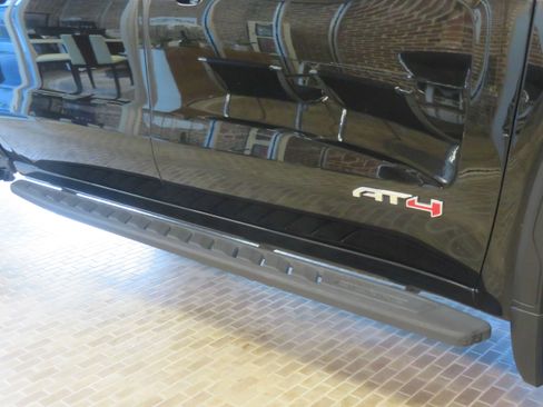 Used 2021 GMC Sierra 1500 AT4 w/ AT4 Premium Package AWD/4WD image 71
