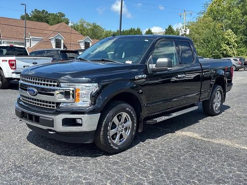 Used 2018 Ford F150 XLT w/ Equipment Group 301A Mid AWD/4WD image 3