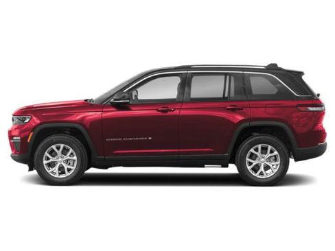 Certified 2023 Jeep Grand Cherokee Overland w/ MOPAR Finishing Package AWD/4WD image 2