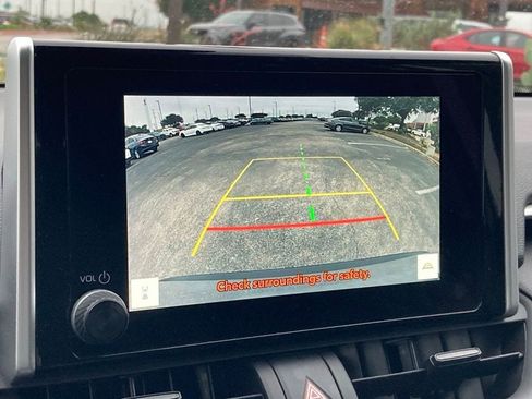Certified 2025 Toyota RAV4 XLE FWD image 25