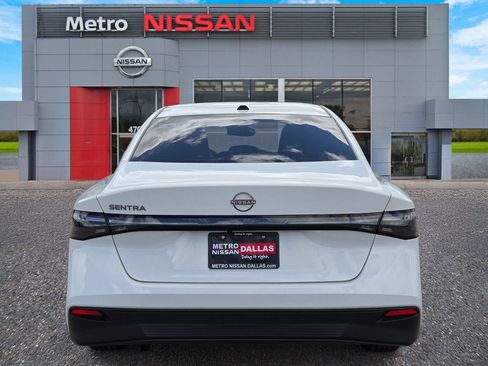 New 2027 Nissan Sentra SV w/ Floor Mat Package FWD image 5