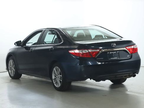 Used 2017 Toyota Camry SE image 37