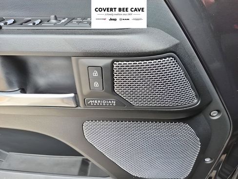 Used 2024 Land Rover Defender 110 Carpathian Edition image 29