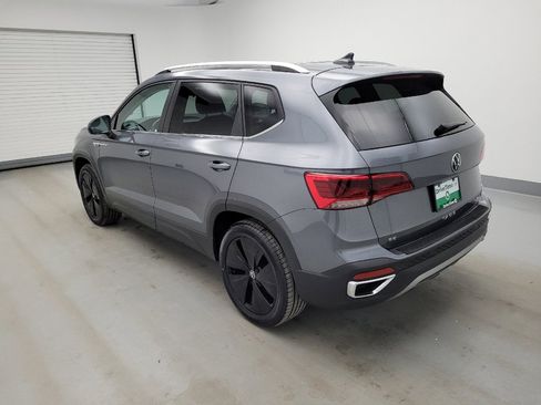 Used 2022 Volkswagen Taos SE AWD/4WD image 3
