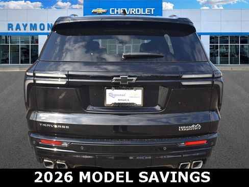 New 2025 Chevrolet Traverse High Country w/ LPO, Floor Liner Package image 4