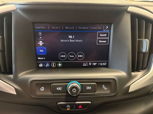 Used 2023 GMC Terrain SLE w/ Driver Convenience Package AWD/4WD image 29