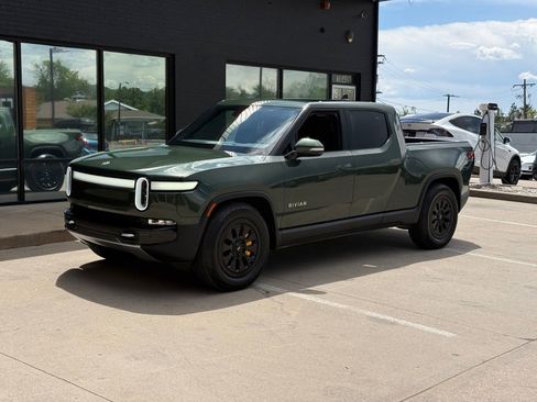 Used 2023 Rivian R1T Adventure AWD/4WD image 17