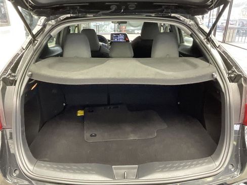 Used 2021 Toyota C-HR LE image 21