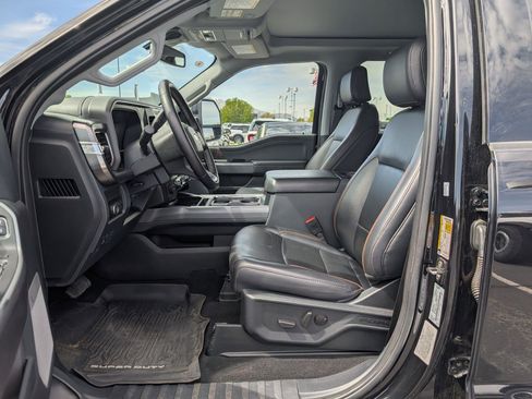 Certified 2025 Ford F350 Lariat AWD/4WD image 19
