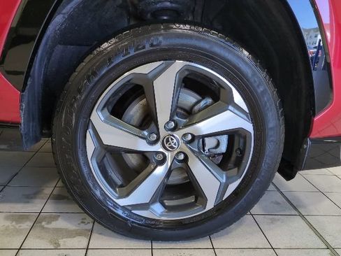 Used 2023 Toyota RAV4 SE w/ Weather & Moonroof Package AWD/4WD image 30