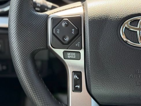 Used 2023 Toyota Tacoma SR5 AWD/4WD image 9