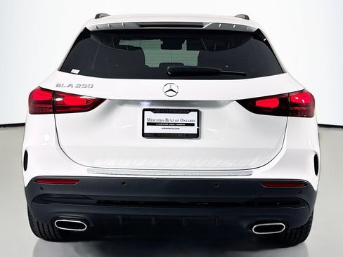 New 2026 Mercedes-Benz GLA 250 image 3