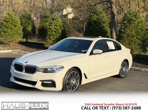 Used 2019 BMW 530i xDrive w/ M Sport Package image 4