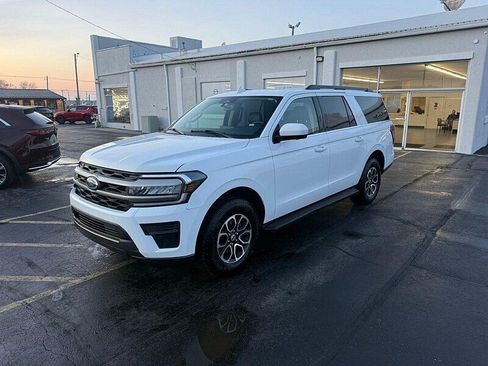 Used 2024 Ford Expedition Max XLT AWD/4WD image 4
