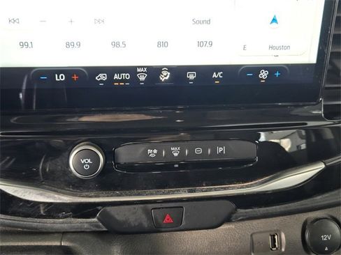 Used 2024 Ford Transit 350 XLT image 18