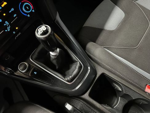 Used 2016 Ford Focus ST image 21