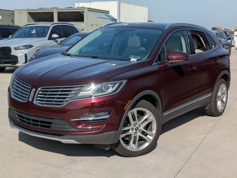 Used 2017 Lincoln MKC Reserve w/ Lincoln MKC Climate Package image 1