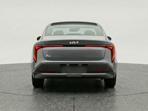 Used 2025 Kia K4 LXS image 7