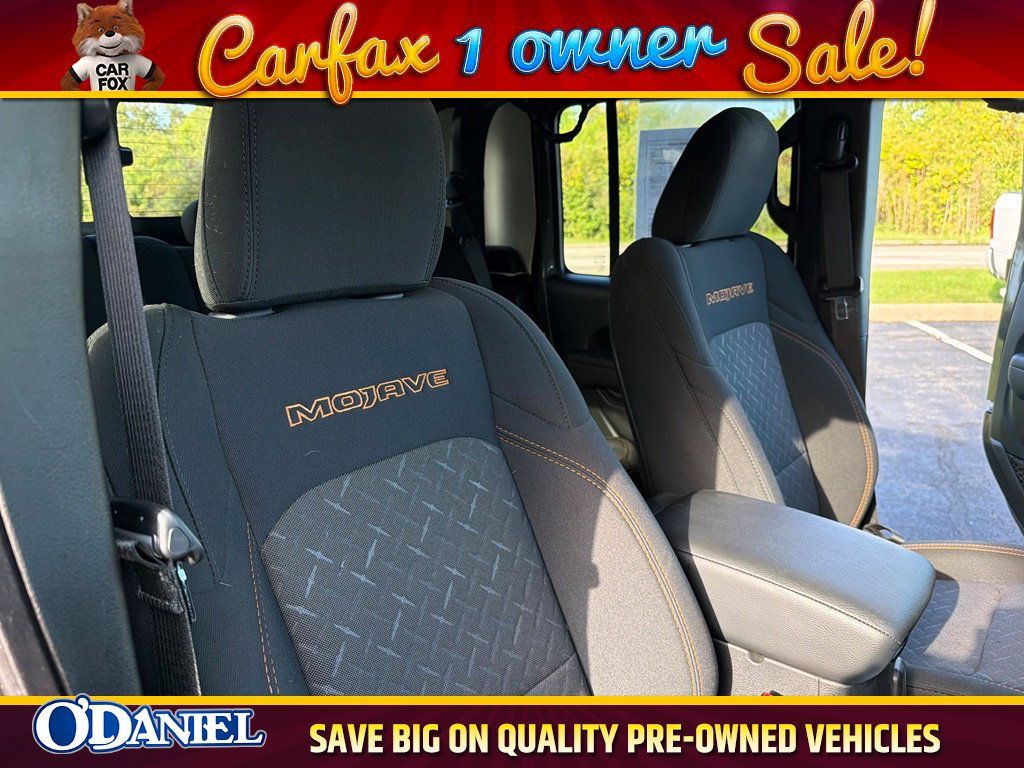 Used 2025 Jeep Gladiator Mojave w/ Convenience Group AWD/4WD image 15
