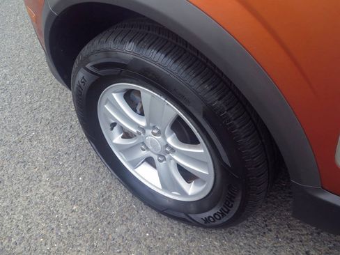 Used 2008 Saturn Vue XE FWD image 25