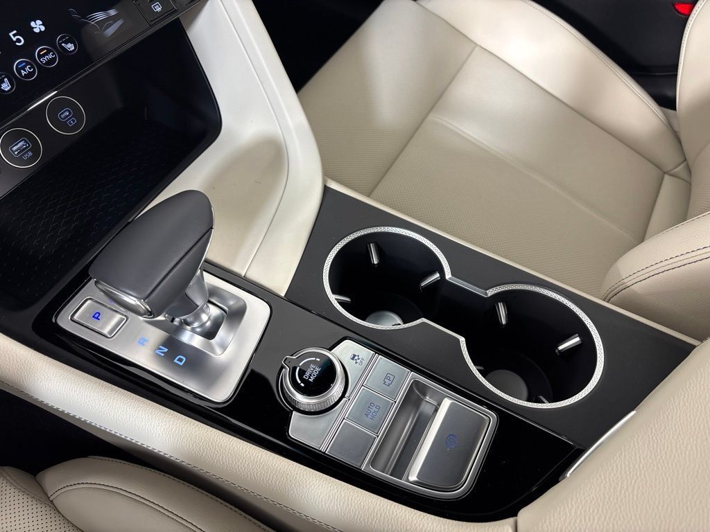 New 2026 Genesis G70 2.5T RWD image 36