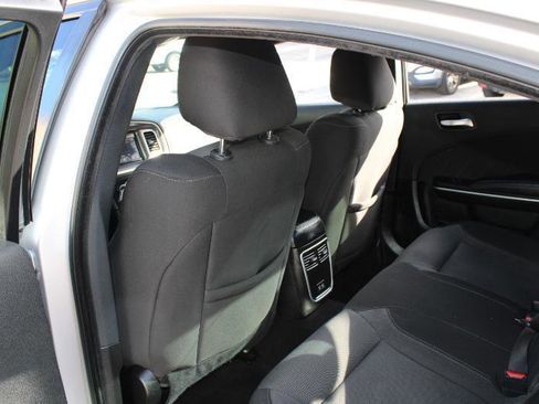 Used 2022 Dodge Charger SXT image 16