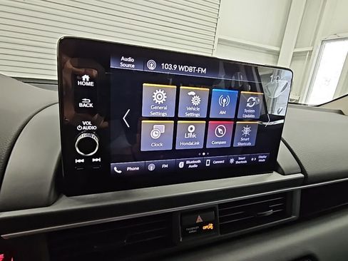 New 2025 Honda Pilot EX-L image 16