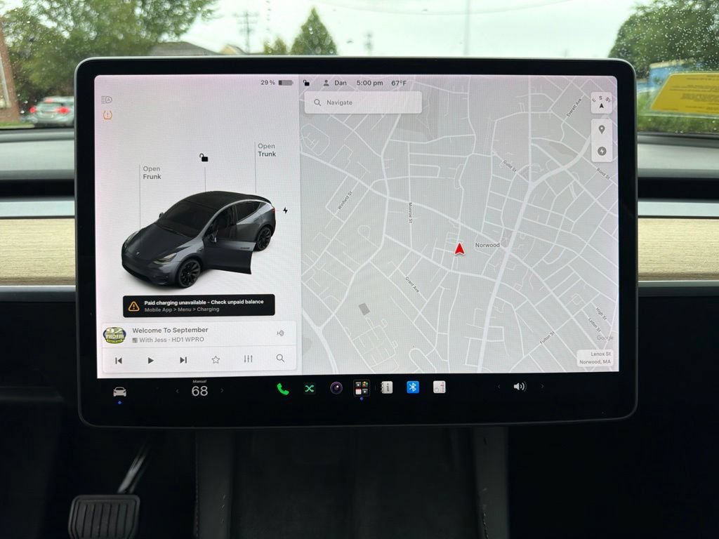 Used 2021 Tesla Model Y Long Range AWD/4WD image 20