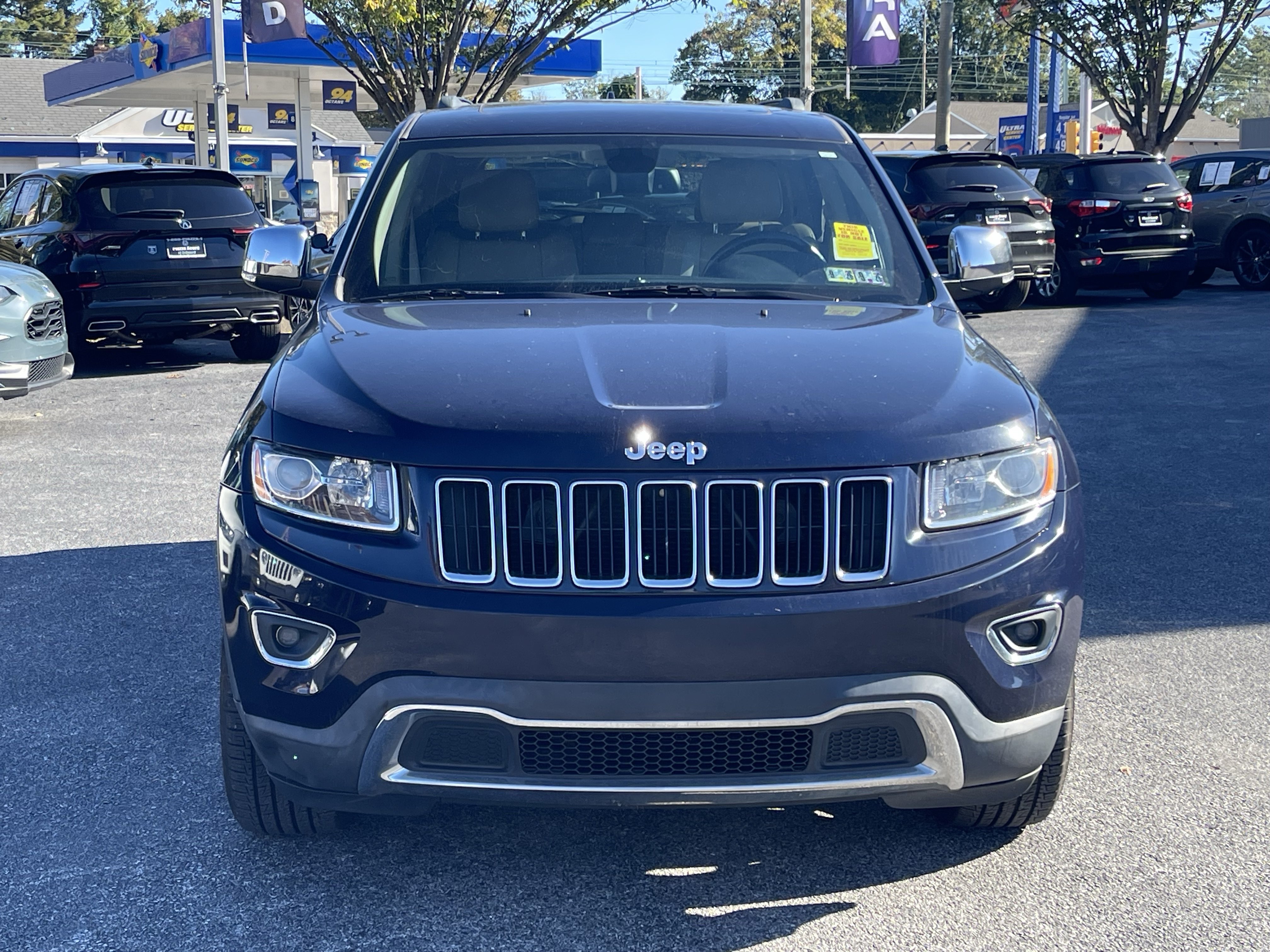 Used 2015 Jeep Grand Cherokee Limited AWD/4WD image 3