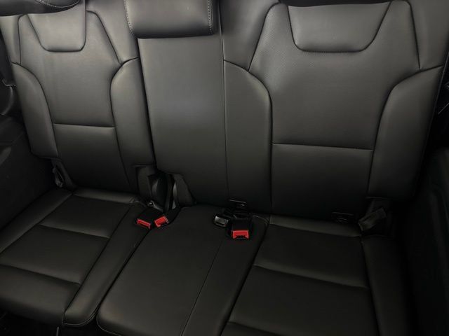 Certified 2025 Kia Telluride S FWD image 27