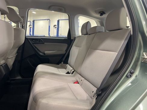 Used 2017 Subaru Forester 2.5i w/ Alloy Wheel Package image 11