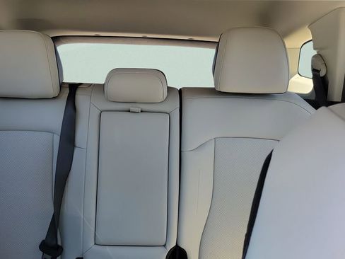 Used 2024 Kia Sportage EX image 10