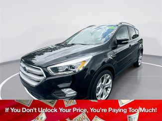 Used 2019 Ford Escape Titanium image 1