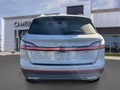 Used 2019 Lincoln Nautilus Reserve image 6