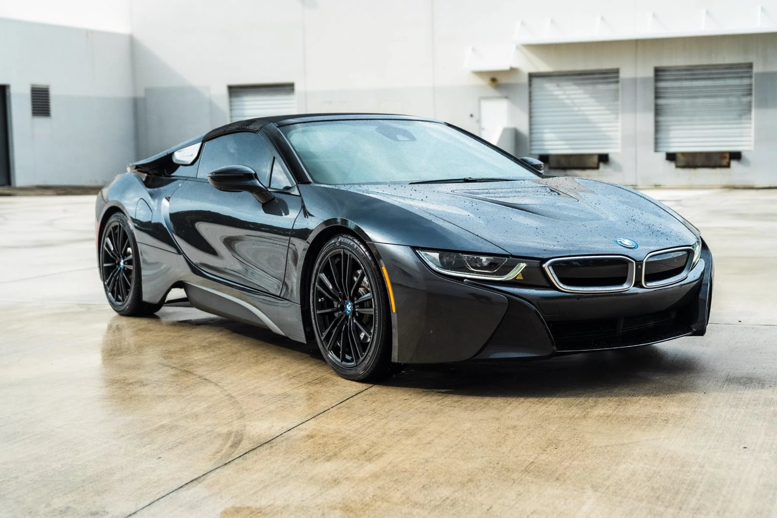 Used 2019 BMW i8 Roadster AWD/4WD image 1