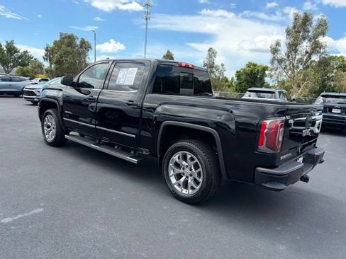 Used 2018 GMC Sierra 1500 SLT w/ SLT Premium Package AWD/4WD image 4
