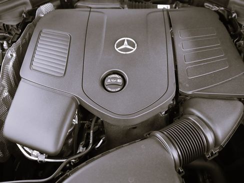 Used 2026 Mercedes-Benz GLC 300 4MATIC image 74