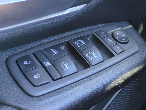 Used 2022 RAM 1500 Big Horn RWD image 28