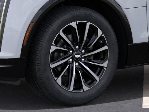 New 2026 Cadillac Lyriq Sport w/ LPO, Floor Liner Package AWD/4WD image 9