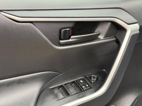 Used 2025 Toyota RAV4 LE image 18