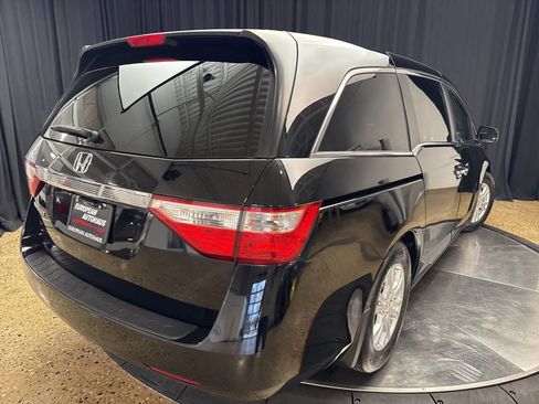 Used 2011 Honda Odyssey EX image 8