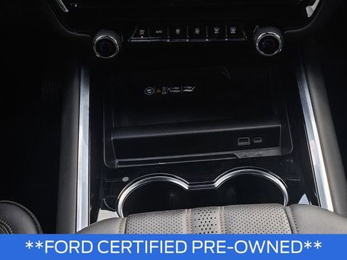 Used 2025 Chevrolet Tahoe High Country w/ Sun And Tow Package AWD/4WD image 23