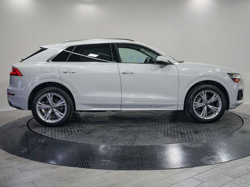 Used 2023 Audi Q8 Premium Plus w/ Premium Plus Package AWD/4WD image 5