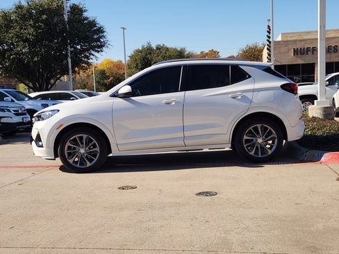 Used 2023 Buick Encore GX Select w/ Sport Touring Package image 4