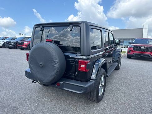 Used 2021 Jeep Wrangler Unlimited Sahara AWD/4WD image 2